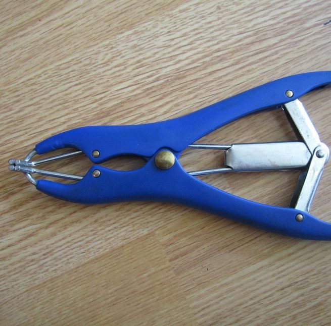 Elastrator Plier Plastic